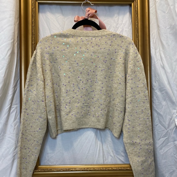 🌸Knit cardigan with flower sequin appliqué - Picture 6 of 11